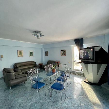 Luanaapartments #1 Otopeni Extérieur photo